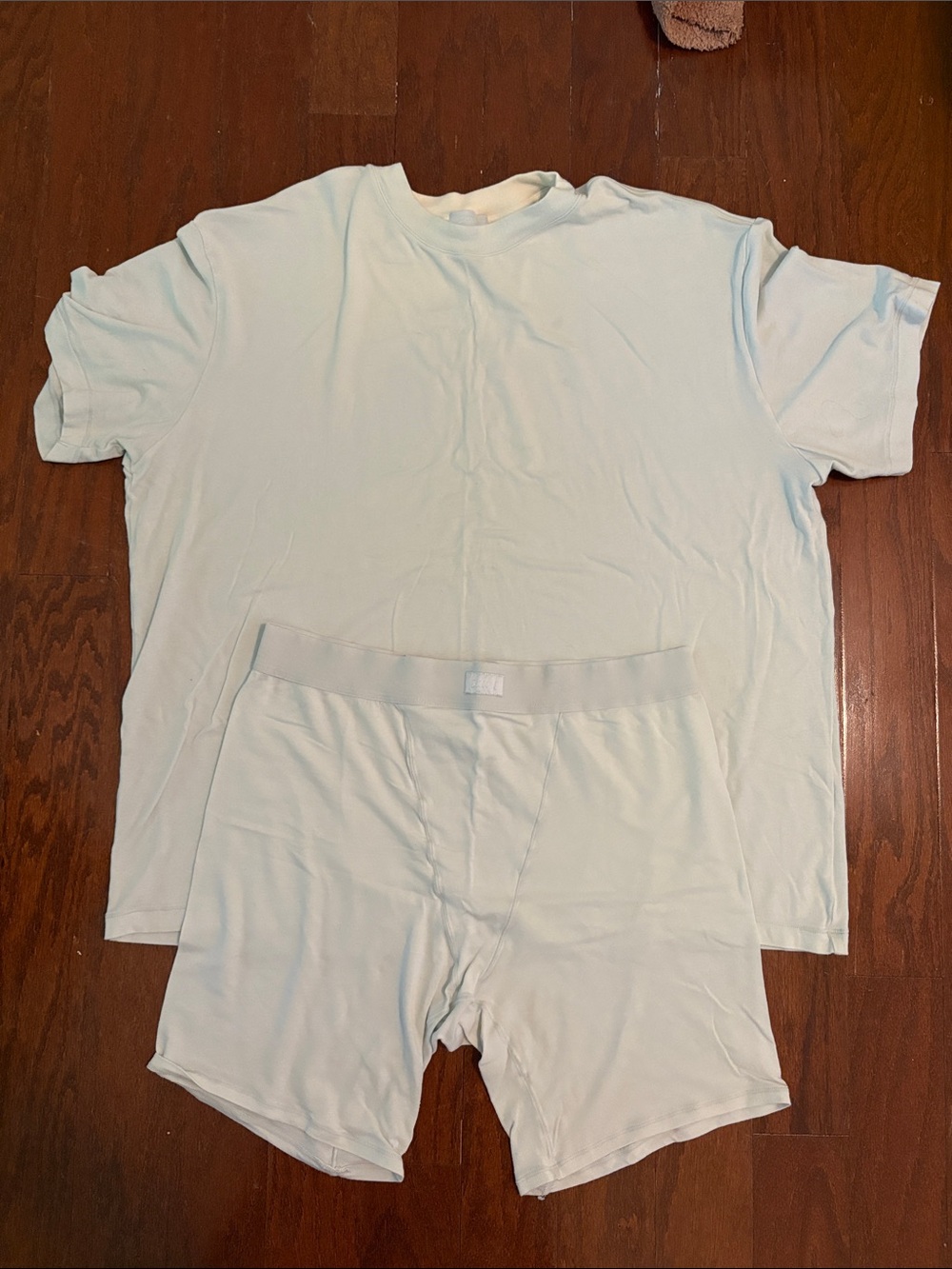Skims boyfriend Tshirt and boxers